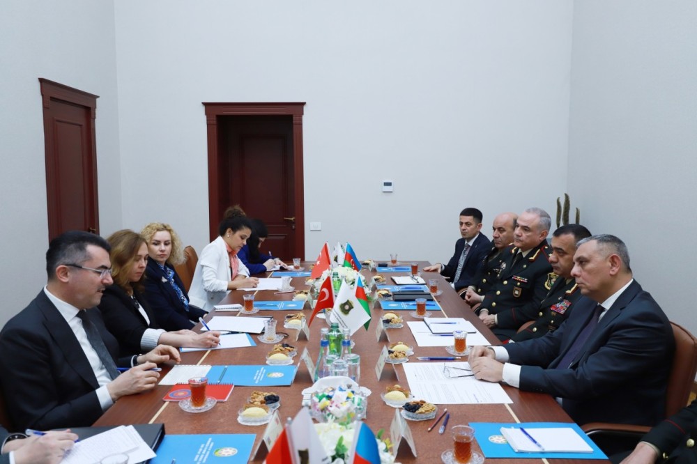 Okay Memişin rəhbərlik etdiyi heyət Dövlət Xidmətində olub - FOTOLAR